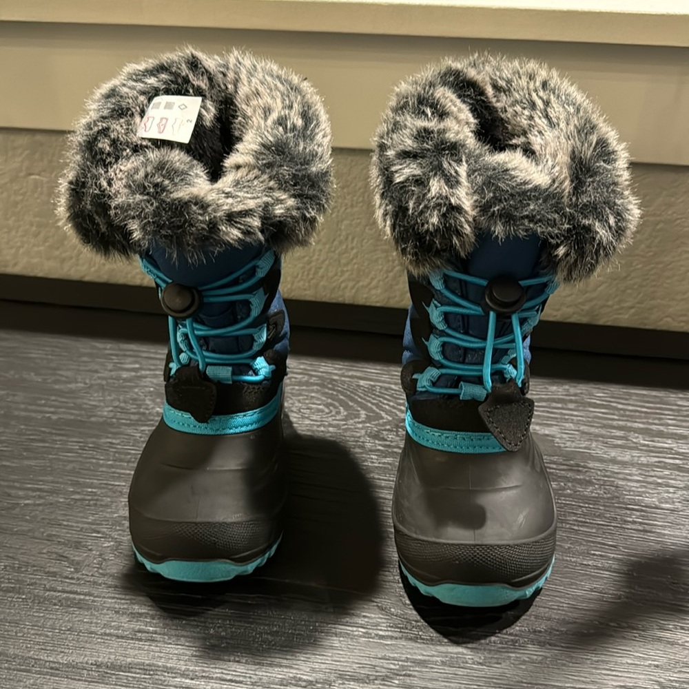 Kamik kids snow boots size 8T